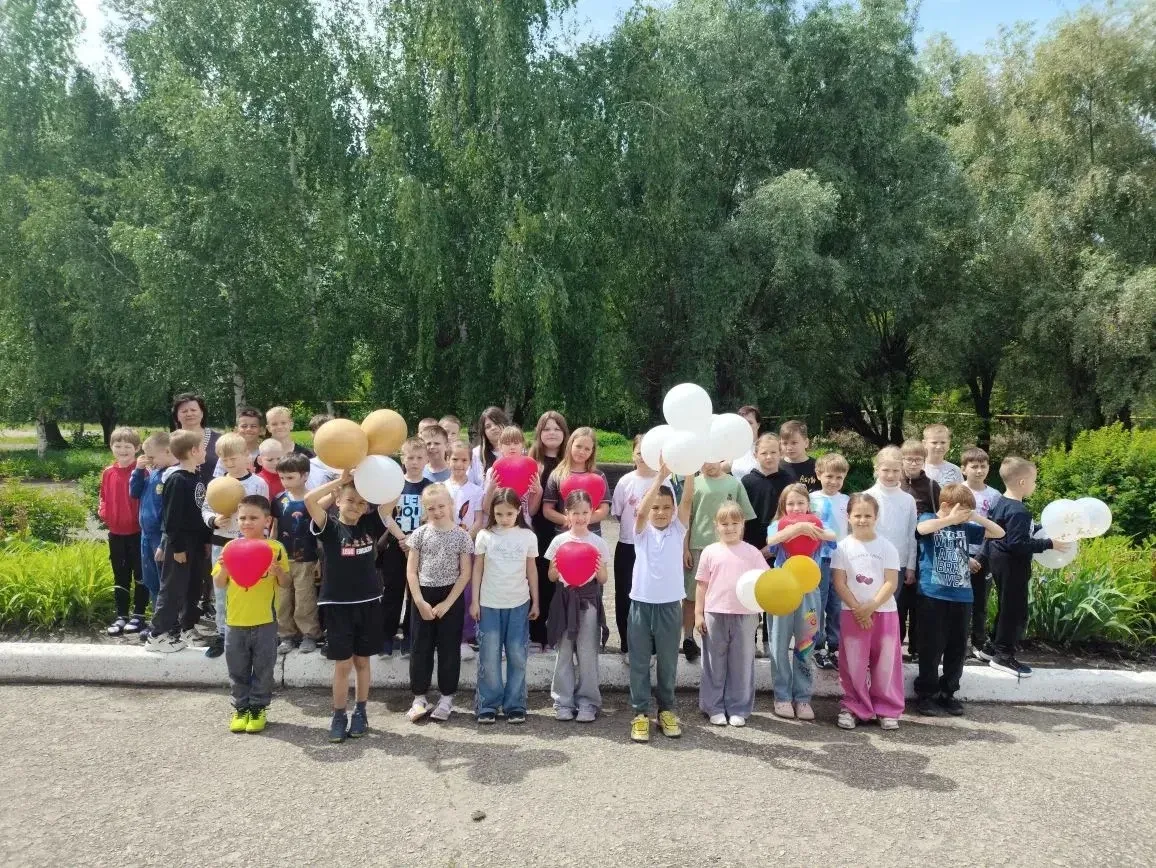 👏👏👏Пришкольный оздоровительный лагерь "Муравейник» вновь распахнул свои двери для 57 девчонок и м