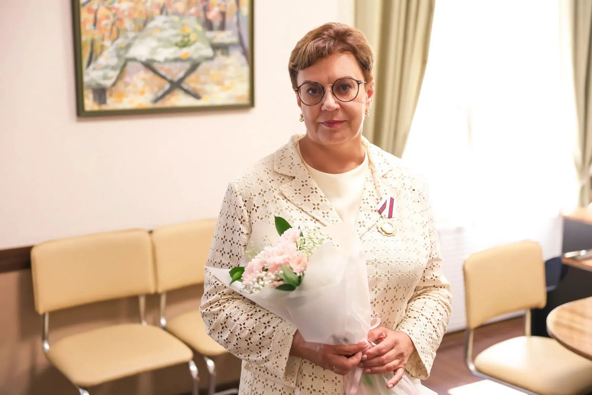 Уважаемая Вера Александровна!

Коллектив Тисульской библиотечной системы сердечно поздравляет Вас с 