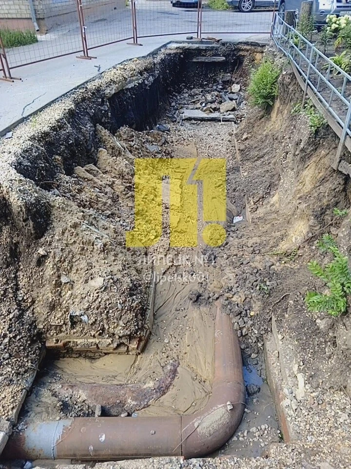 Во дворе Липецка уже три месяца не могут закончить ремонт