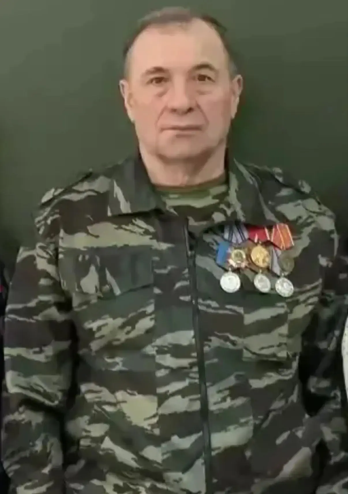 13 мая отметил свой день рождения наш педагог основ безопасности и защиты Родины Айбазов Исмаил Умар