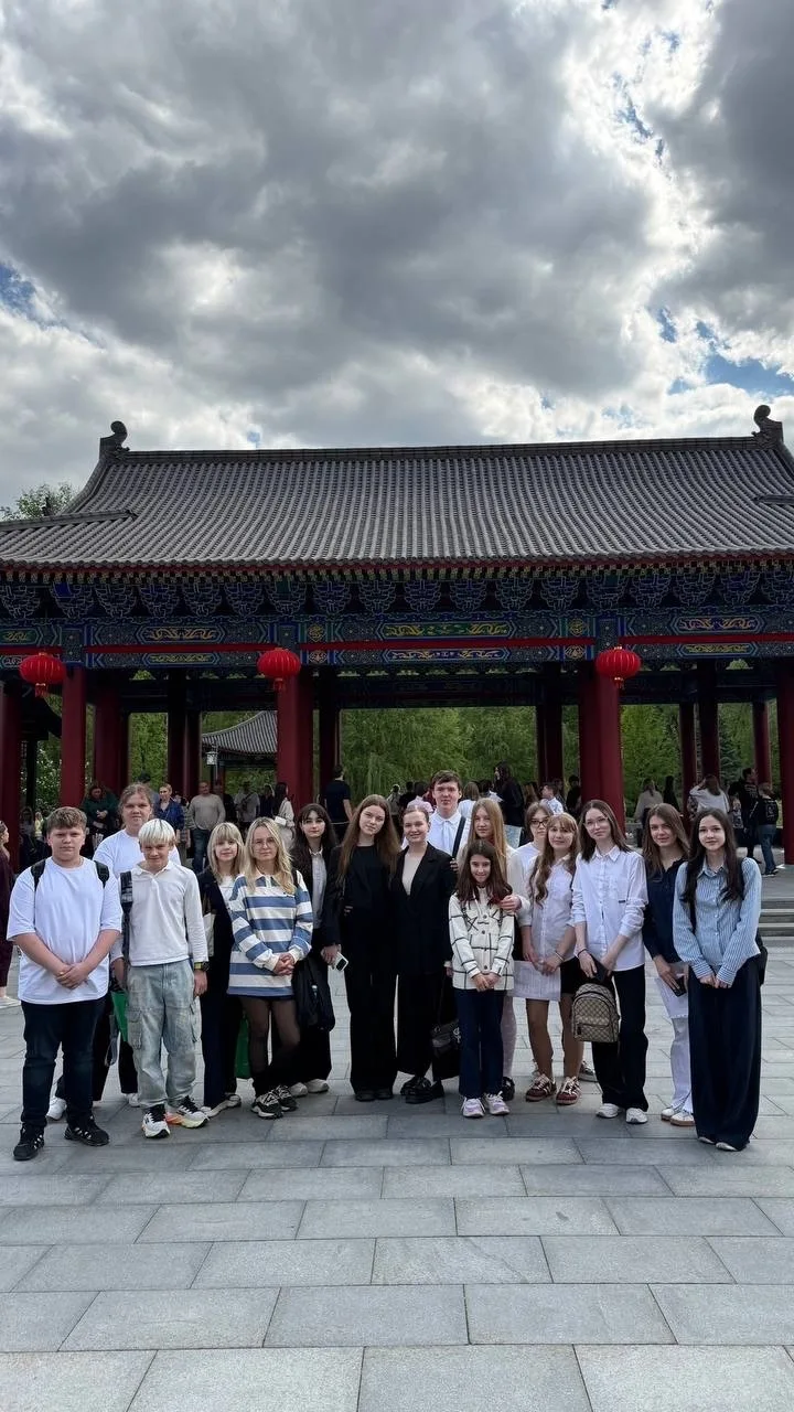 🇨🇳🇷🇺Всем привет из Москвы! Наши ребята сдали (точно на отлично) государственный меж...
