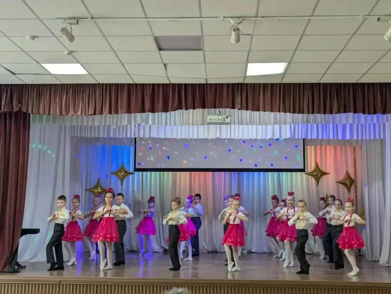 🎉 С Днём учителя, наши дорогие и любимые учителя! 🌟