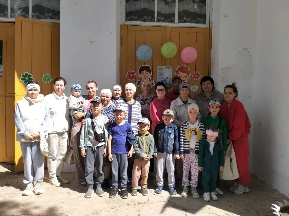 Сегодня особенный день - 1 июня, День защиты детей. В этот праздник хочется напомнить: детство - это
