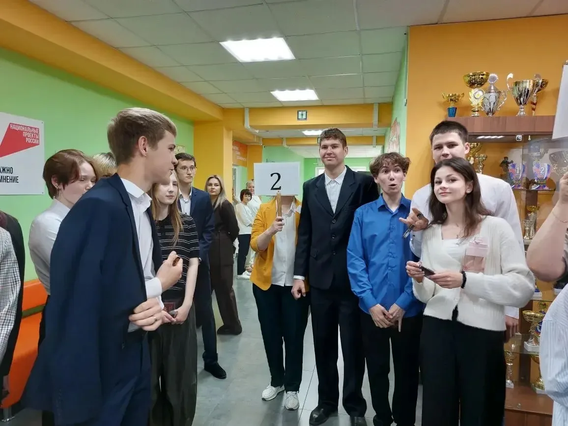 Сегодня, 8 июня 2026 года, одиннадцатиклассники Мильковского муниципального округа сдаю...