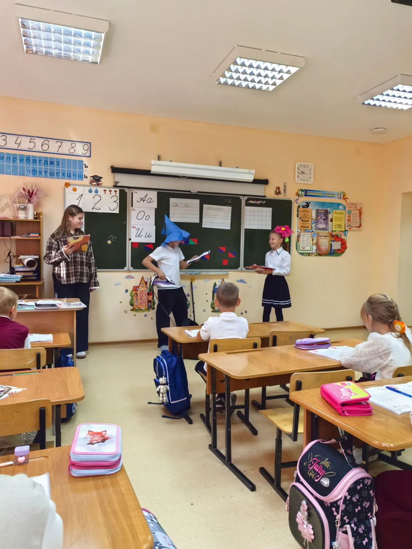 2 октября в нашей школе прошел праздник «Посвящение в первоклассники». Организаторами м...