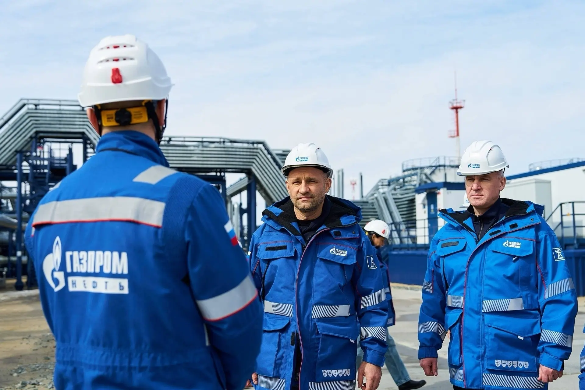 Развитие нефтяного кластера в Югре: визит полномочного представителя Президента РФ в УрФО  Губернато