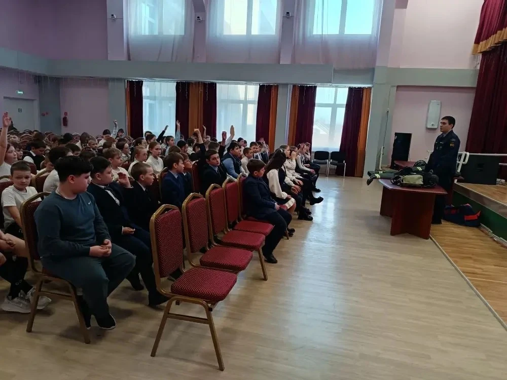 🔥 Безопасность — прежде всего! 🔥  Сегодня в нашей школе для учеников  начальных классов прошла очень