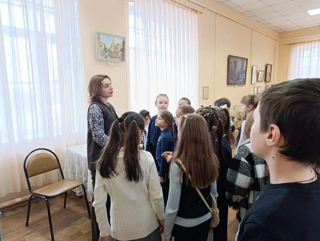 27 марта ученики 2в класса с классным руководителем Киндяковой Ириной Анатольевной посетили музей на