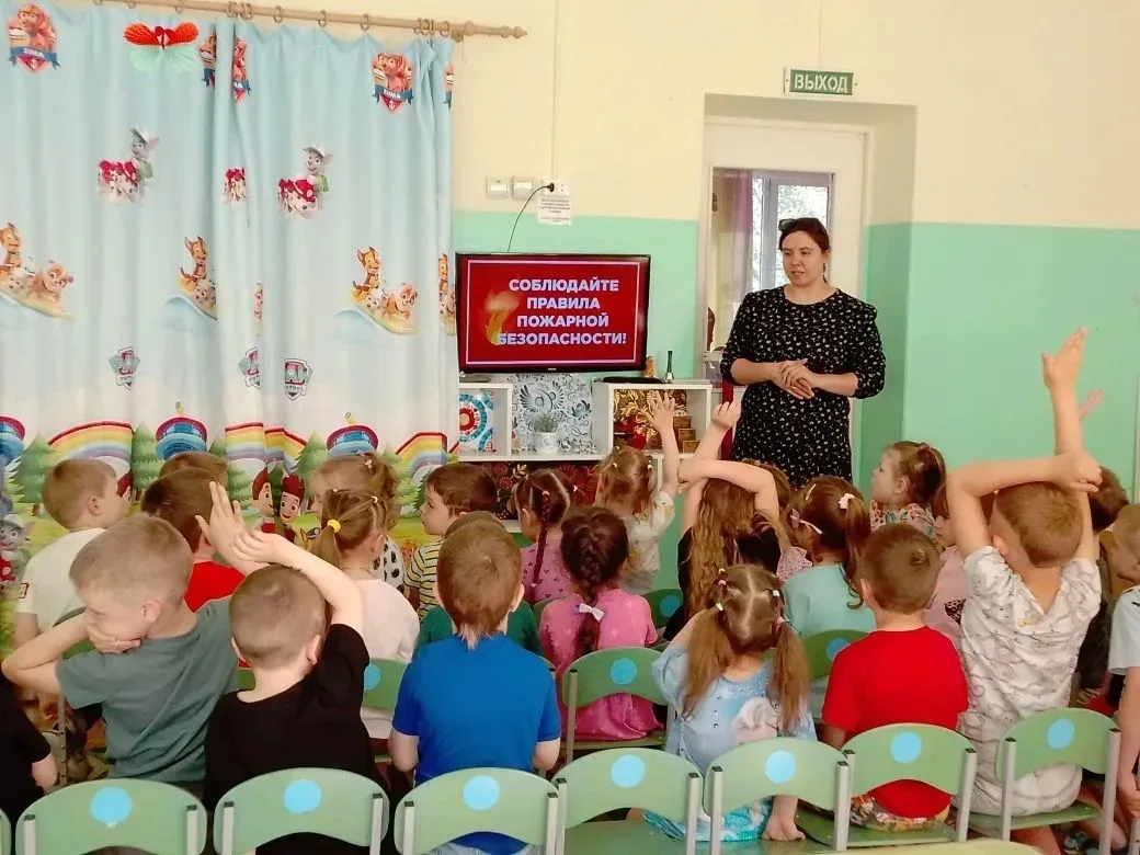 В средней группе №5 прошел тематический день, посвященный пожарной безопасности🔥🧯

Самым захватыва