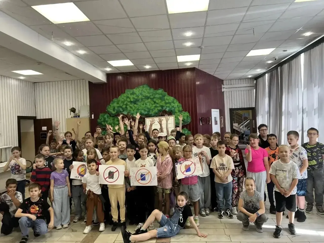 Сегодня, 26 июня, ДОЛ «Медвежонок» на базе МАОУ Медвежье-Озерской СОШ №19 имени Героя Российской Фед