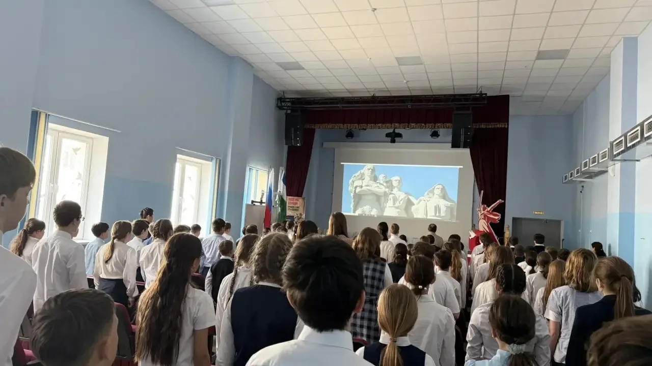 🌟 Светлой памяти павших в борьбе против фашизма 🌟  Сегодня, 8 мая 2026 года, наша школа присоединила