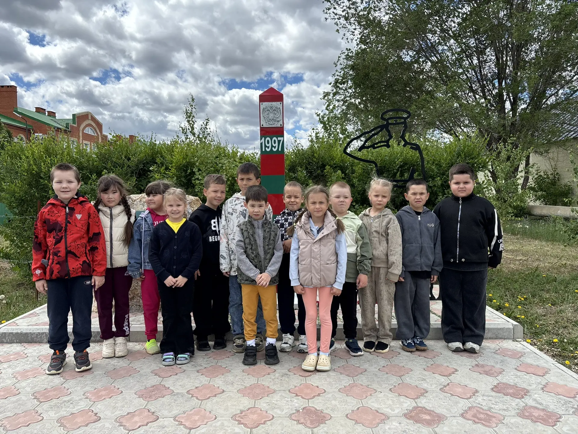 Сегодня, в День пограничника, наши дошкольники побывали на экскурсии в Отделе ПОГК п. С...