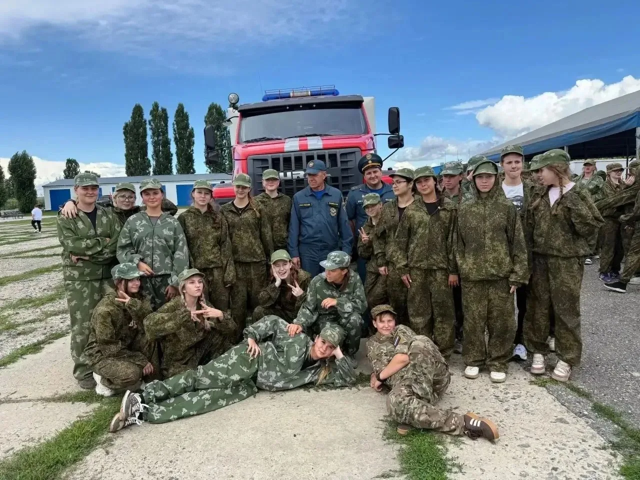 Участие обучающихся МБОУ «Никаноровская СОШ» в военно-исторических сборах «Армата» в Но...
