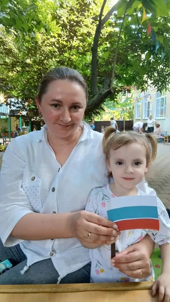 🥳В преддверии празднования Дня России в  группе раннего развития  "Солнышко" была организована акци