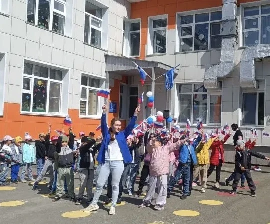 С Днём России, дорогие друзья! 🇷🇺✨

12 июня мы отмечаем один из самых главных праздников нашей стр