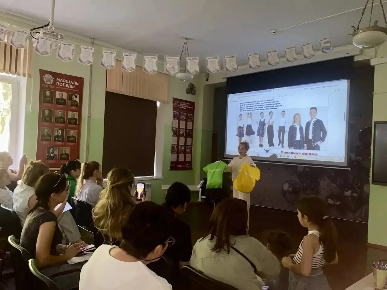 🎓 **В школу с улыбкой: как сохранить мир в семье и подготовить первоклассника!**