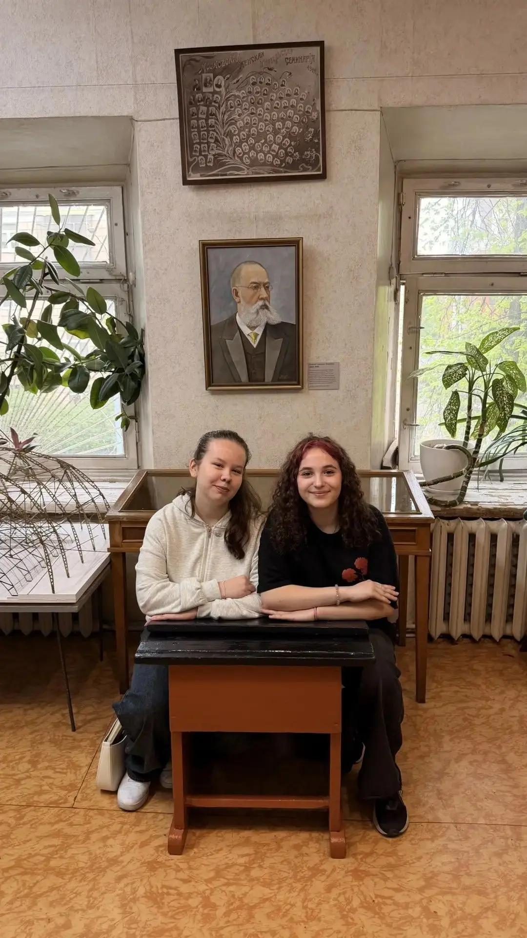🔎 Урок-расследование в музее: 10 «Б» изучает историю финансов  В рамках проекта «Учебный день в музе