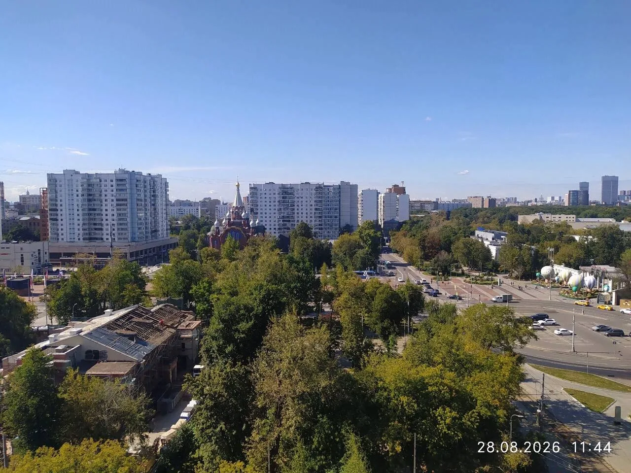 Сосед прислал это фото с подписью «просто вид».
