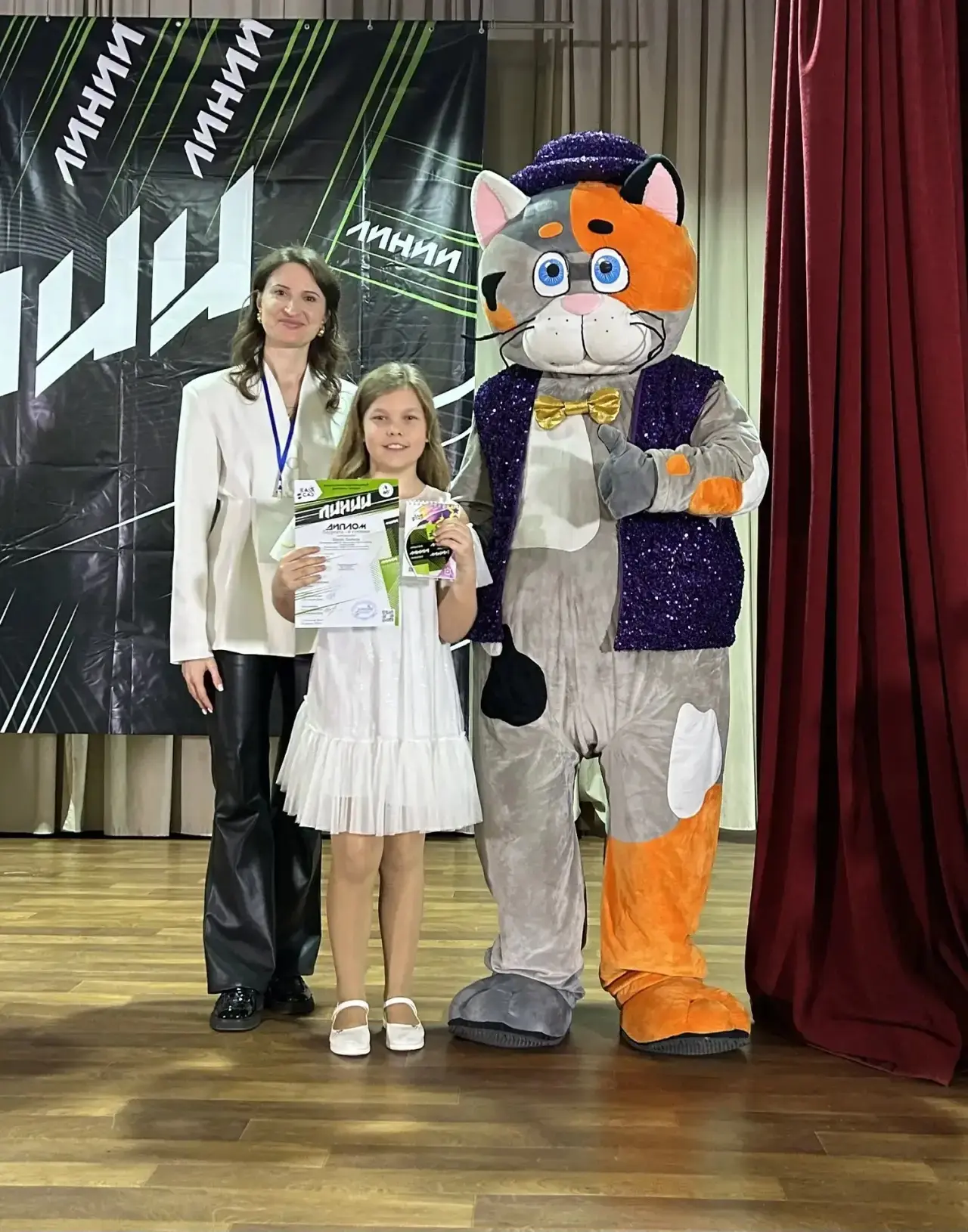 Ученица 3 «А» класса МАОУ «Гимназия № 34» Шкуро Варвара приняла участие во Всероссийском многожанров