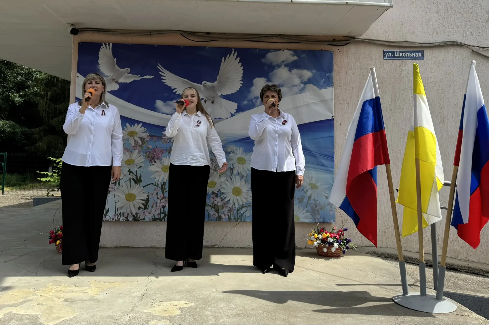 День России это символ суверенитета, истории и нашей общей гордости за страну, где в мире и согласии