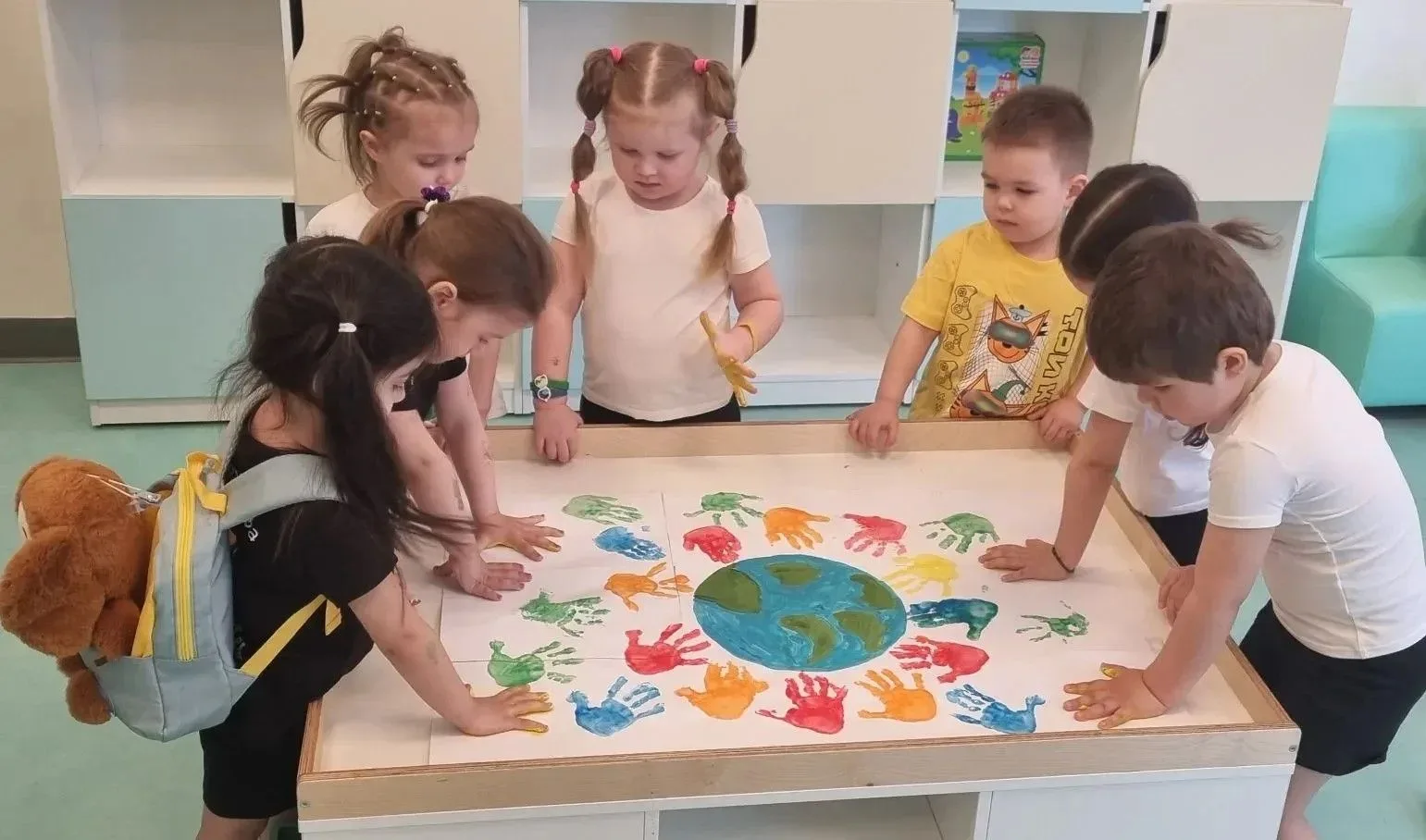 День Земли: учимся беречь природу с ранних лет  🌱22 апреля отмечается День Земли — праздник, который
