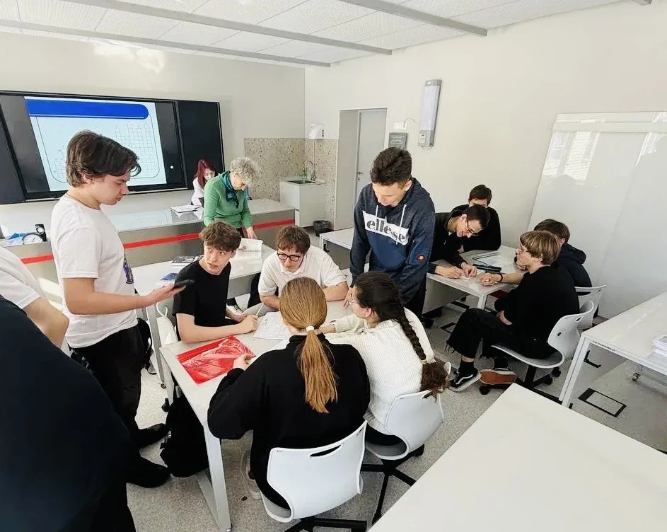 💡Открываем технологии: профориентационное партнерство  🎓✨ Сегодня в образовательном комплексе СтартУ