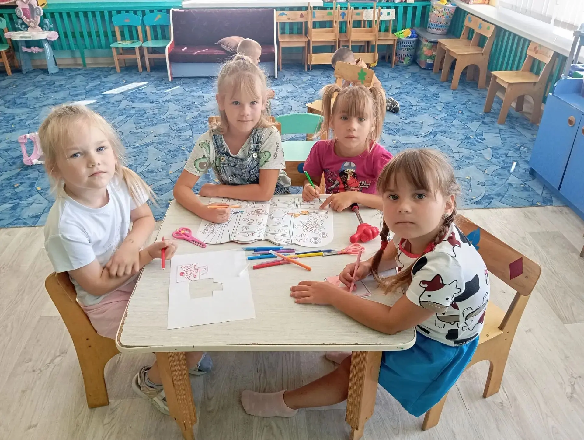 Уважаемые родители, добрый день. Важность свободной игры в нашей группе 🏰
Хотим немного рассказать 
