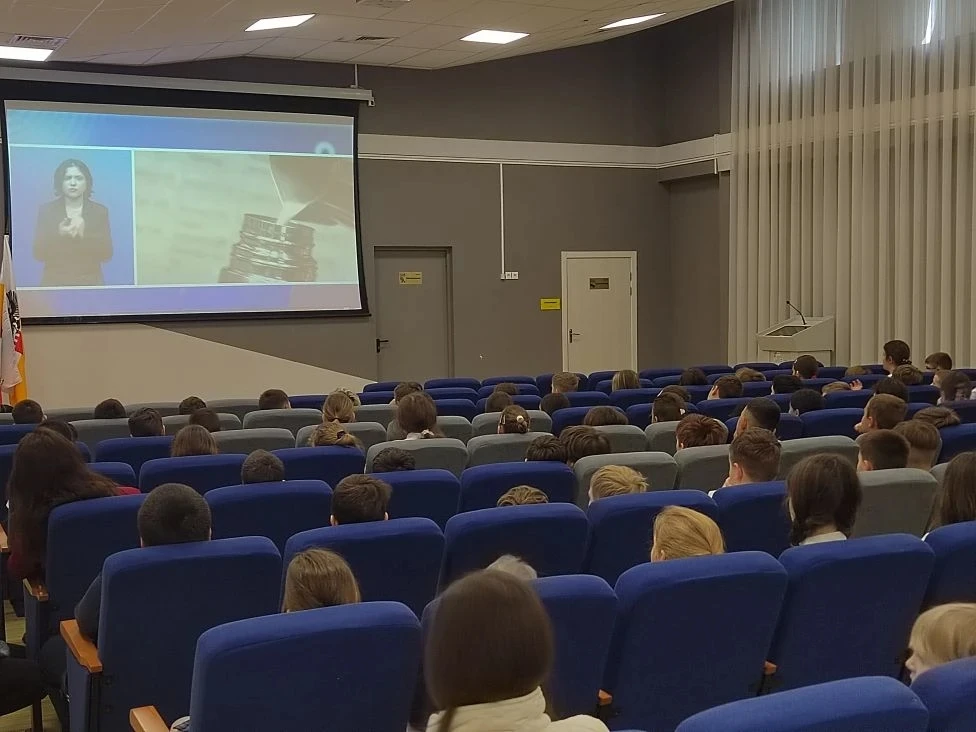Сегодня в нашей школе стартовала Всероссийская антинаркотическая акция «Сообщи, где торгуют смертью»