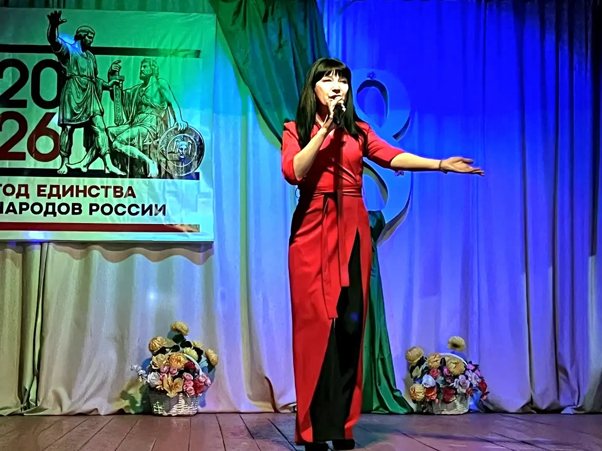 7 марта, в преддверии Международного женского дня, в Доме культуры села Плодородное про...
