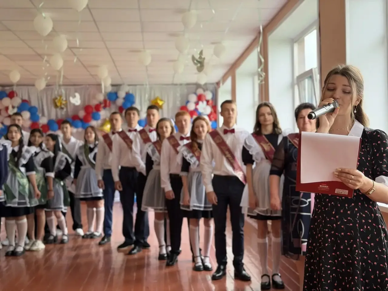 Последний звонок – это не просто школьное событие, это рубеж, перекресток, где детство ...