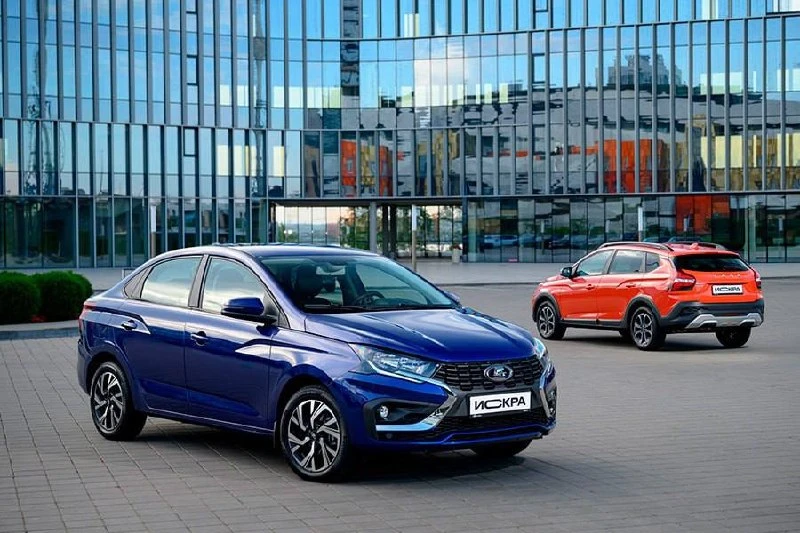Российский автопром планируют довести до 80% рынка к 2035 году, сообщил Денис Мантуров 🚗