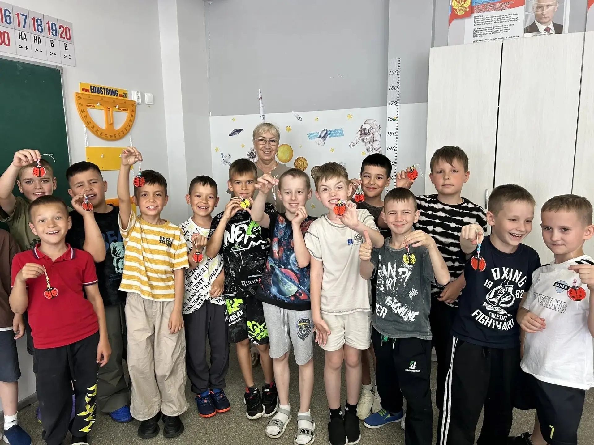 🥳8 июня. Мастер - класс «Магические точки» (пришкольный лагерь СОШ №39)