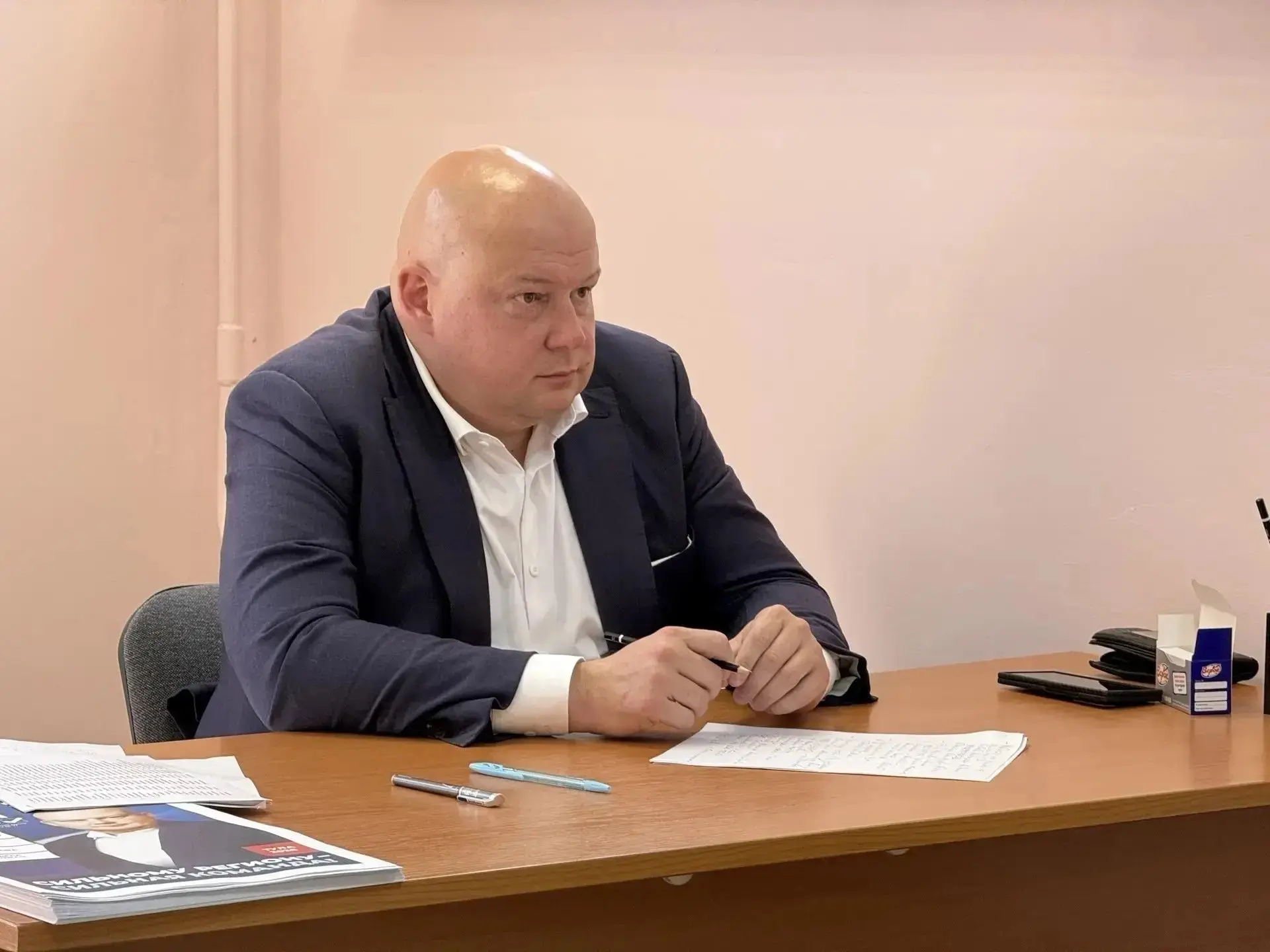 Двухмесячная выборная кампания, в течение которой часть работы и дел откладывал на посл...