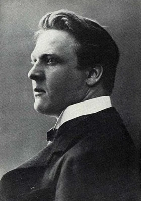 В середине августа 1901 г. Фёдор Шаляпин гостил на даче у Владимира Владимировича Стасо...