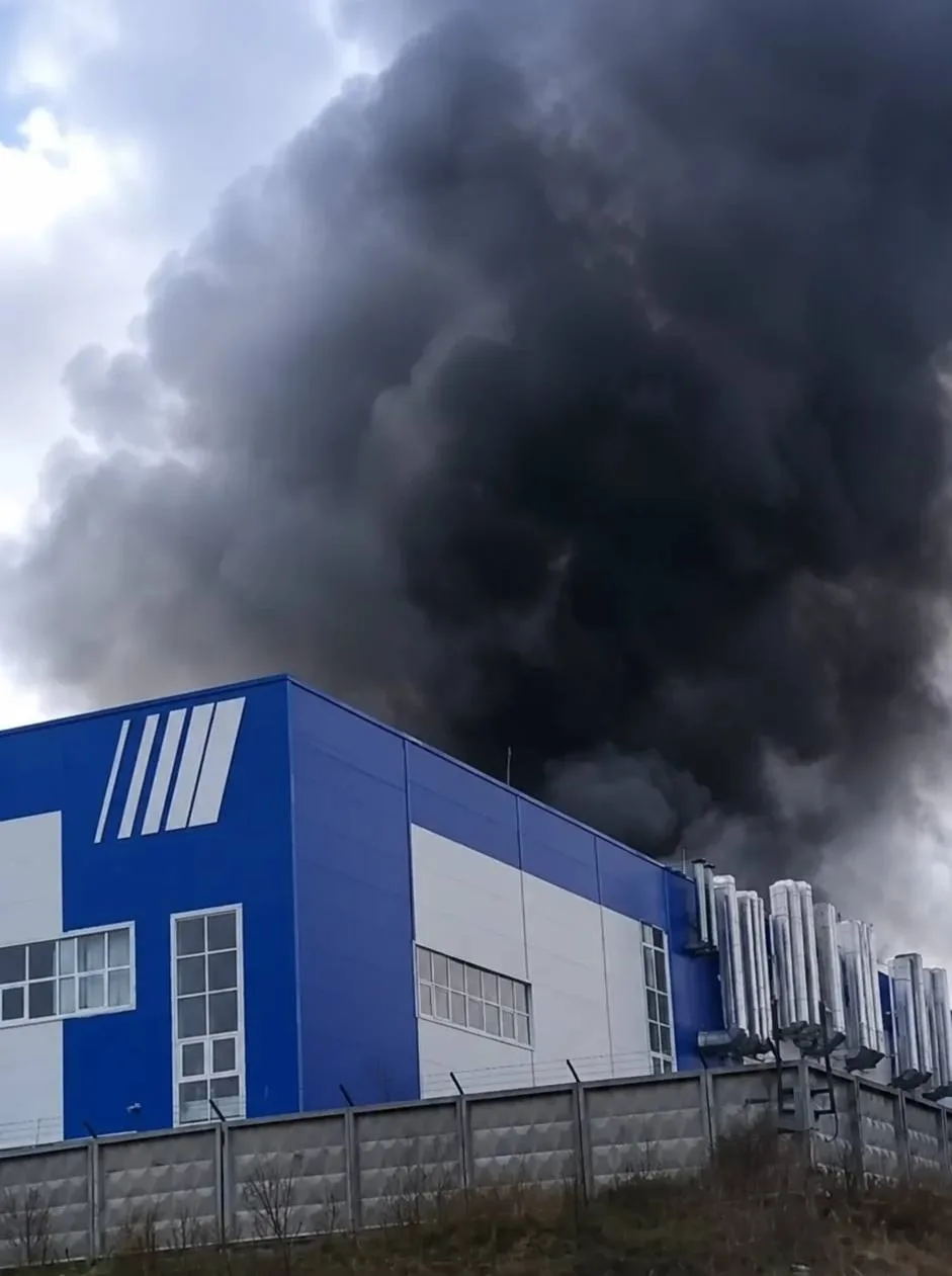 На ракетном заводе в Перми произошел крупный пожар: связан ли он с атакой БПЛА?