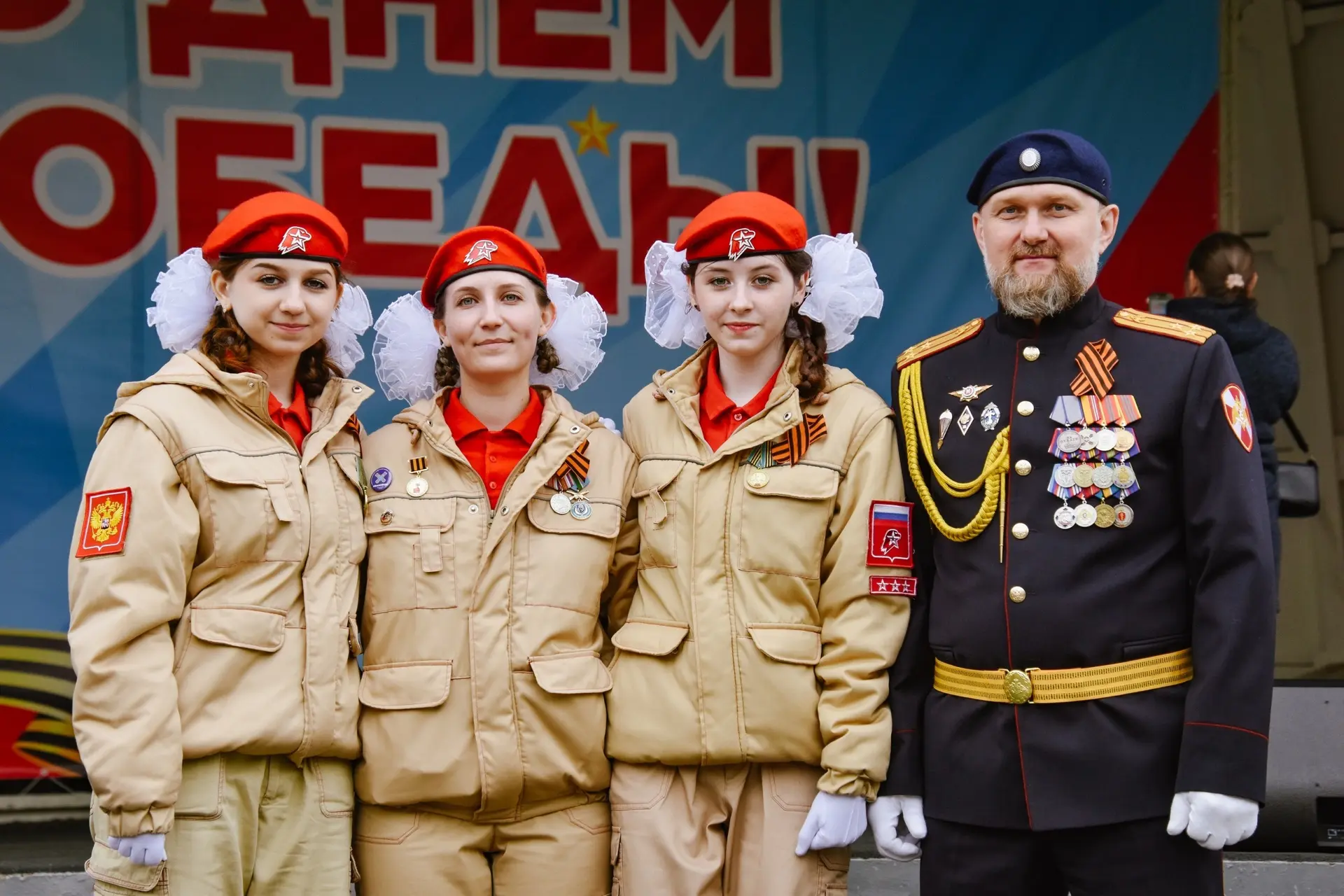 ПАРАД ПОБЕДЫ - ЧЕСТЬ И ГОРДОСТЬ ЛИЦЕЯ!   ⭐️ Сегодня, в этот великий день, по главной площади города 