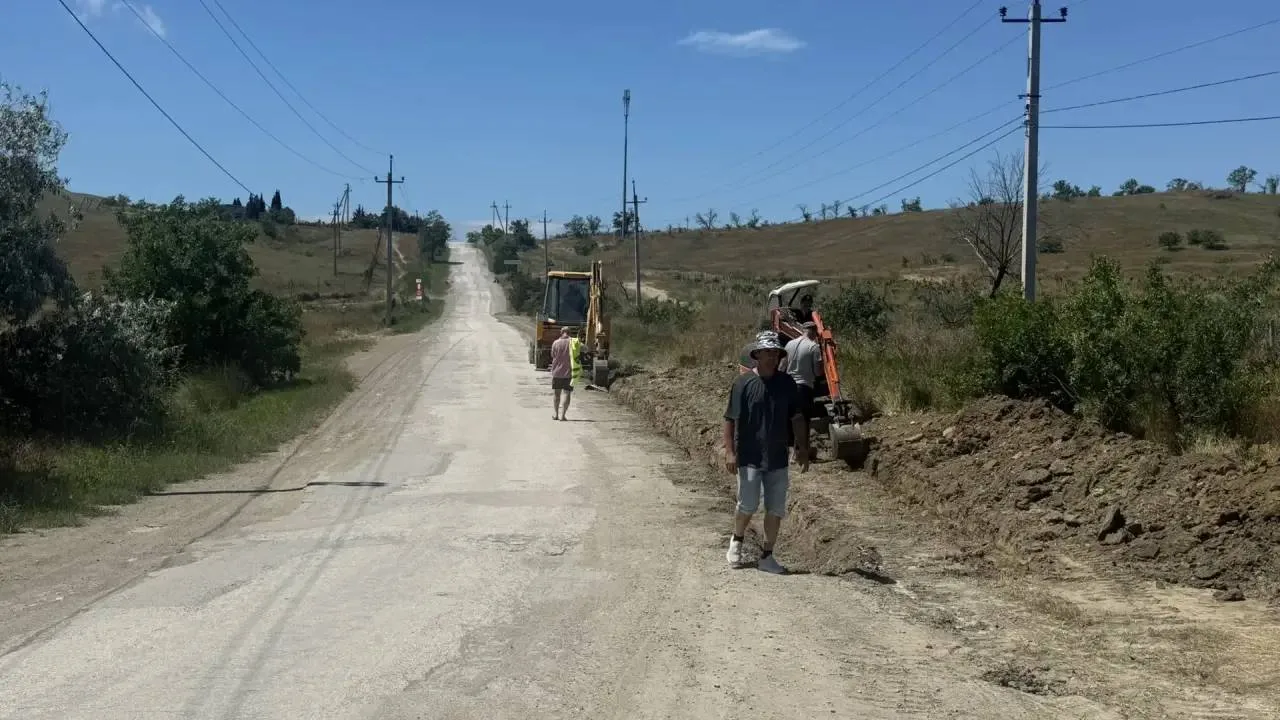 🛣 В Судаке начали капитальный ремонт дороги Солнечная Долина — Прибрежное

Подрядчик выполнит работ