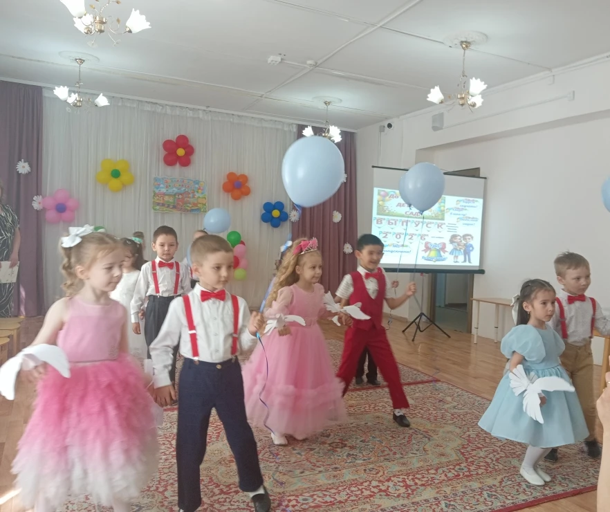 Фотографии) спасибо педагогам, родителям и детям за такие шикарные  праздники♥️