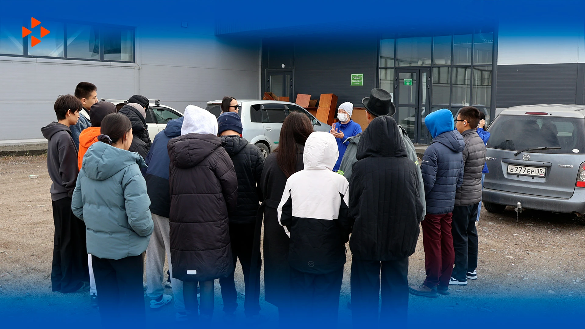 Школьники Тувы узнали секреты переработки шерсти на реальном производстве