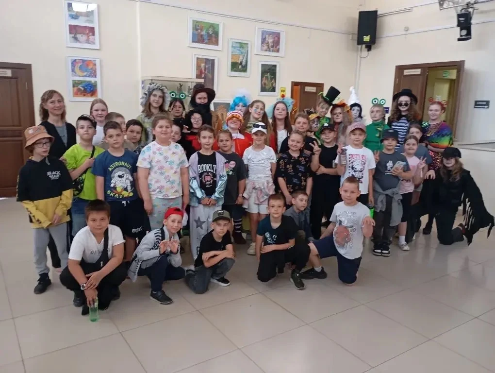 ✨ Яркий день в пришкольном лагере! ✨

Сегодня у 5-го отряда выдался по-настоящему волшебный день! Ре