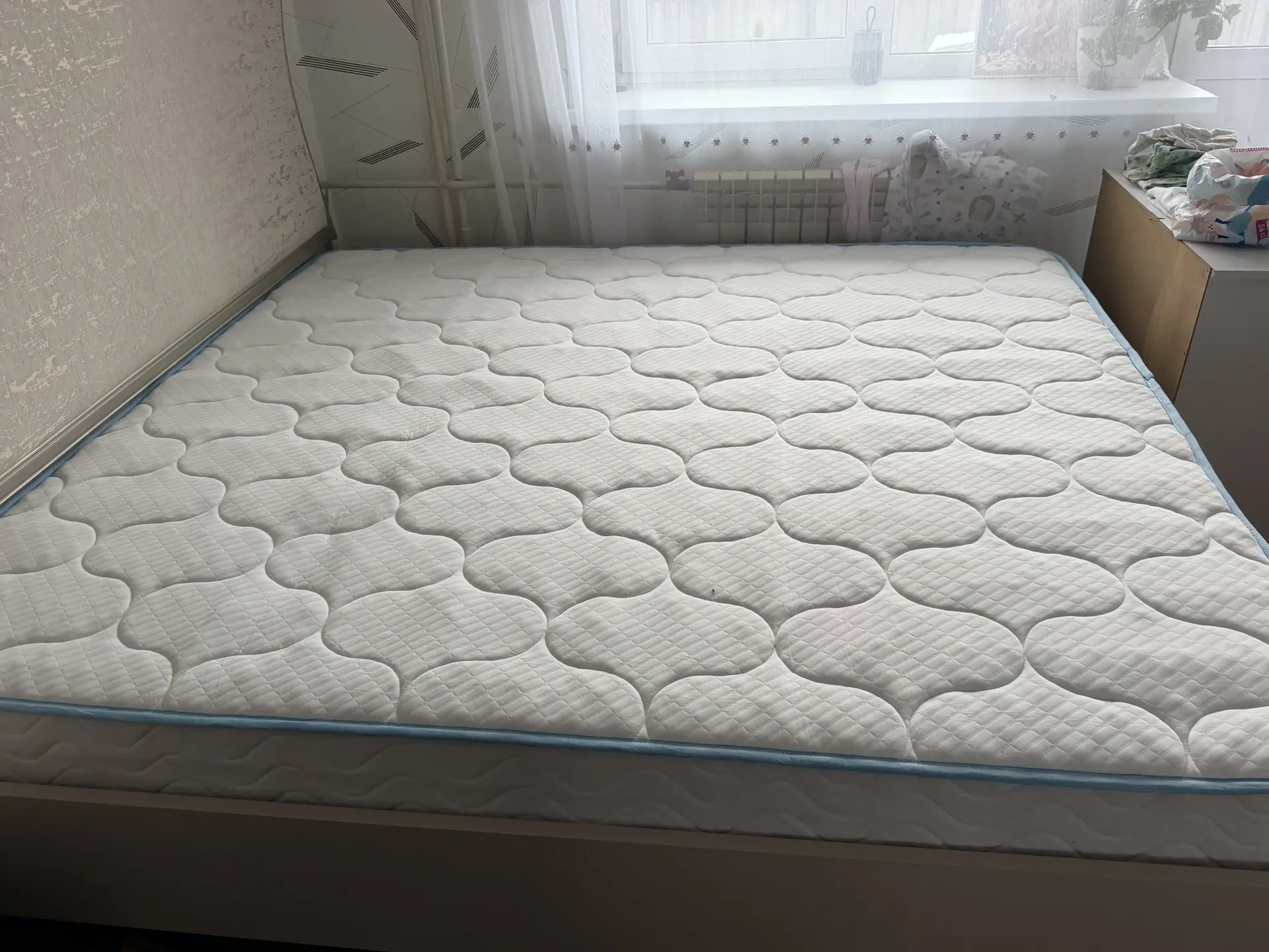 Продам матрас новый, размер 180*200