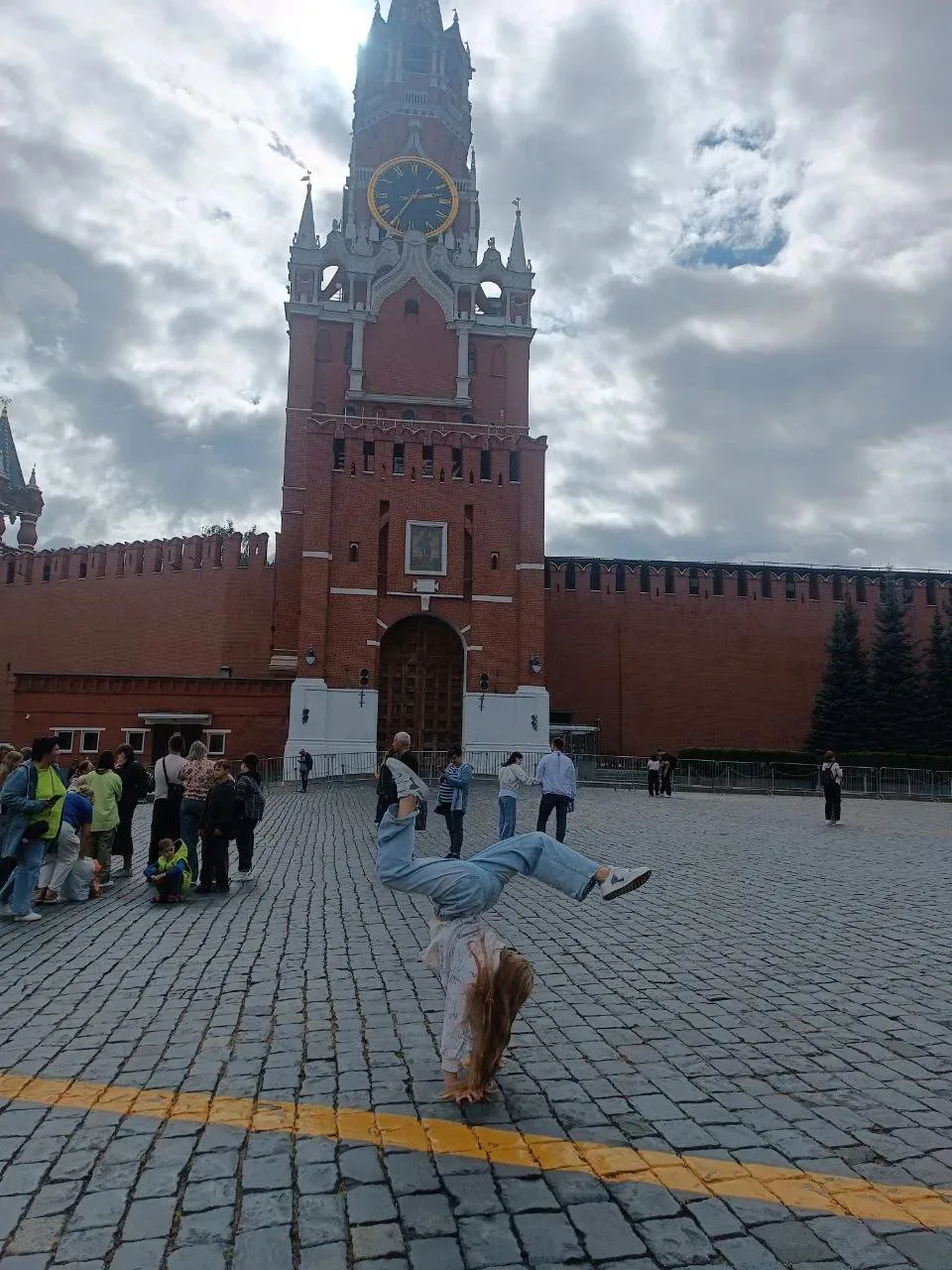Центр культуры и досуга поселка Криничная организовал фотомарафон📸 «Отдыхаем всей семь...
