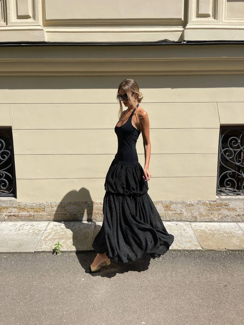 На юбку этого платья можно смотреть вечно... 🖤