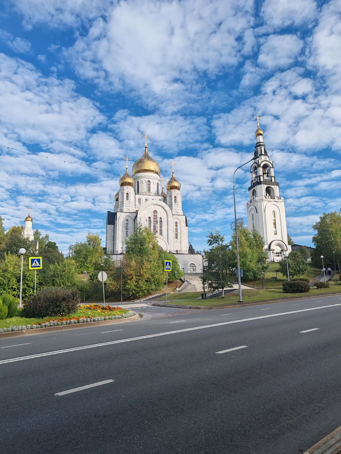 Завтра, 27 сентября, воскресенье, обещают ещё теплее - днем плюс 18, переменная облачно...