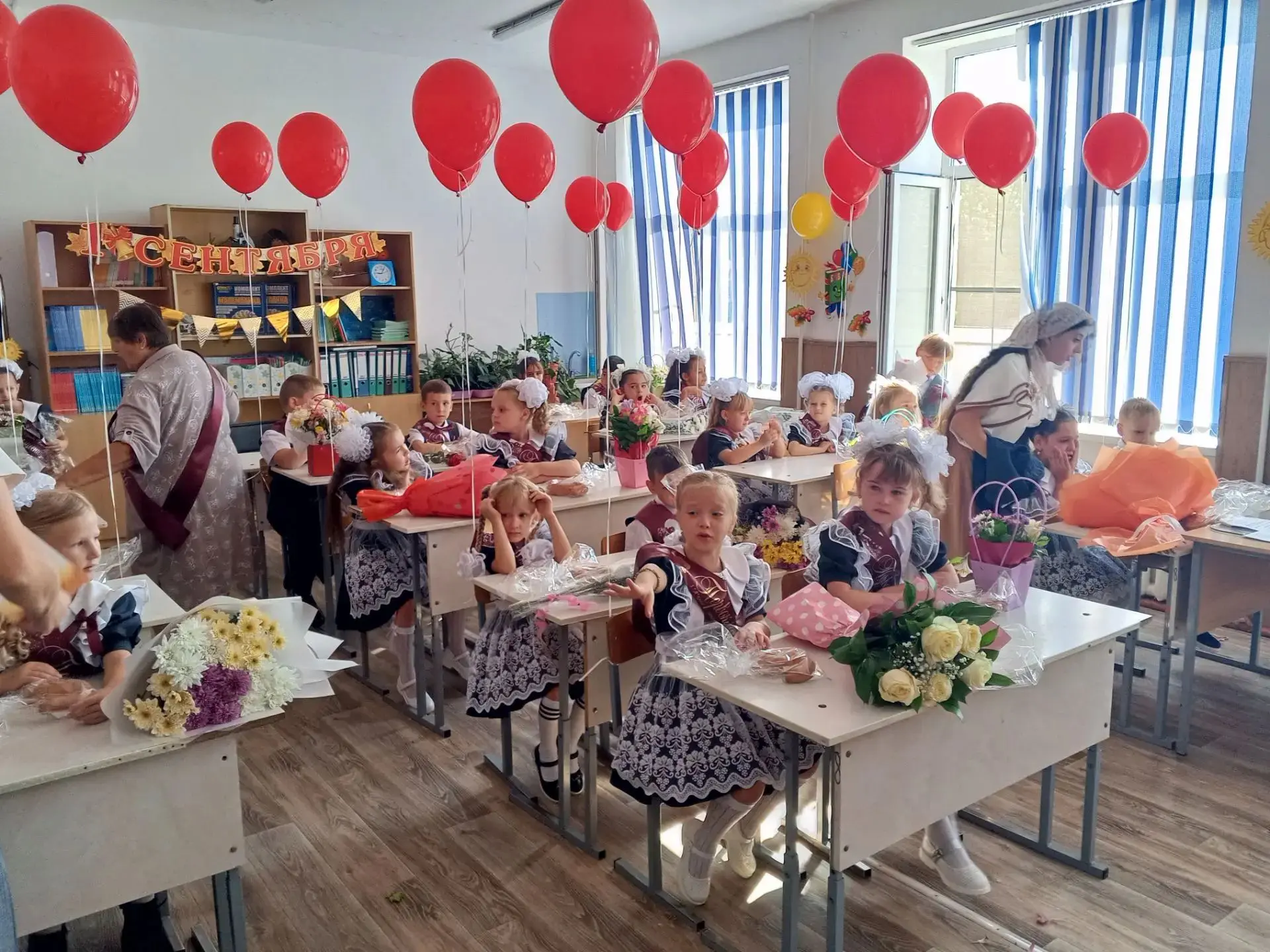 📅 День знаний в МБОУ СОШ №12! 🎉