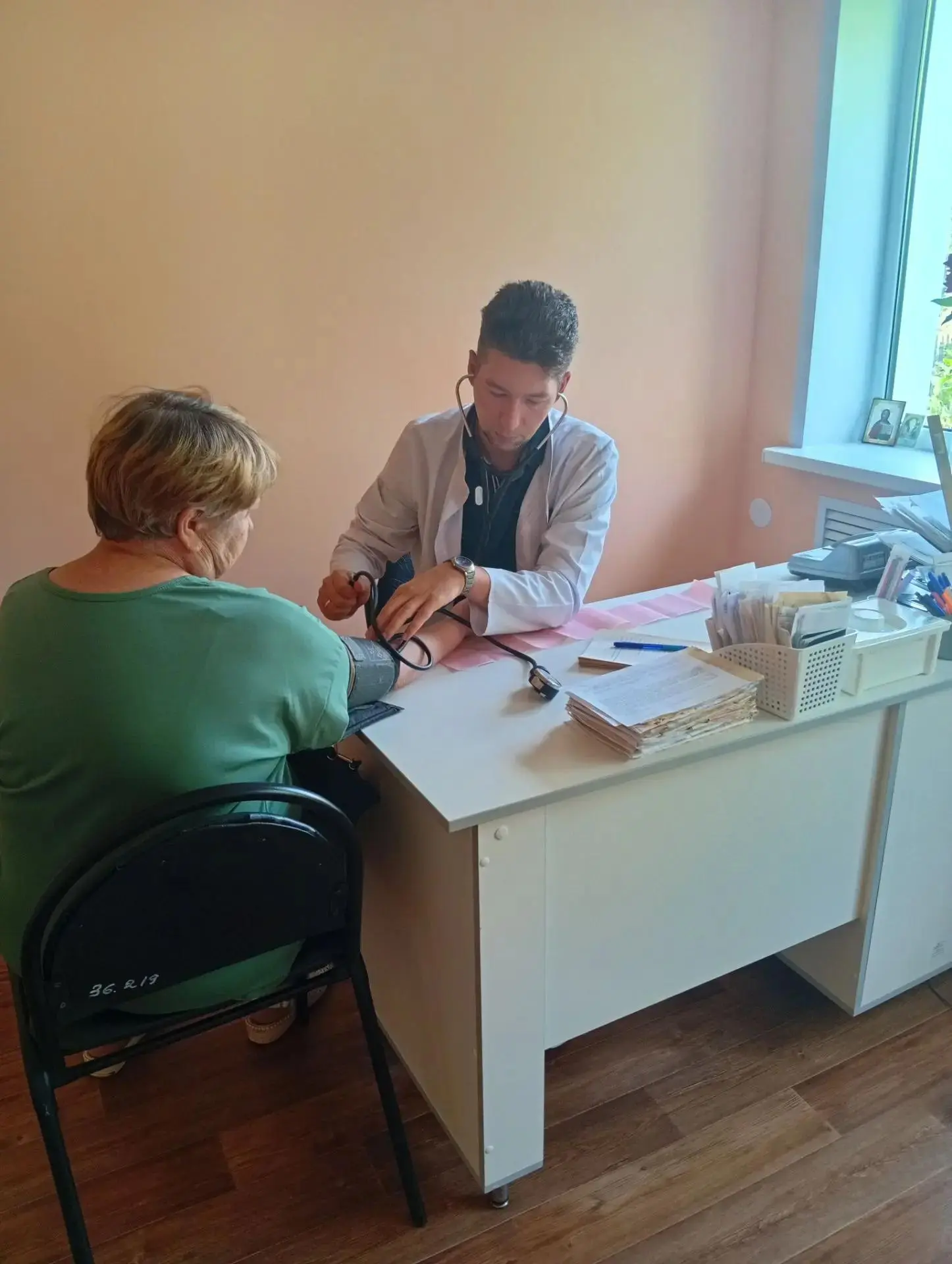 4 сентября на базе фельдшерско-акушерского пункта села Чащино ведут приём врачи‑специал...