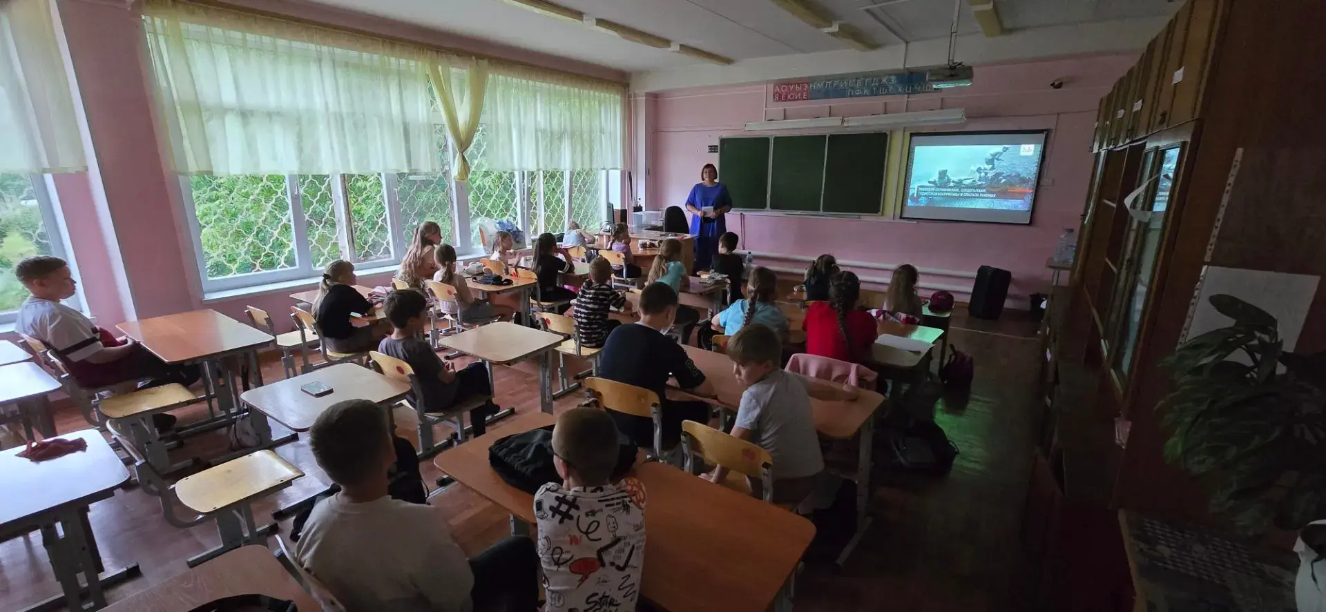 Сегодня в лагере дневного пребывания состоялась важная и трогательная встреча. В гости к ребятам при