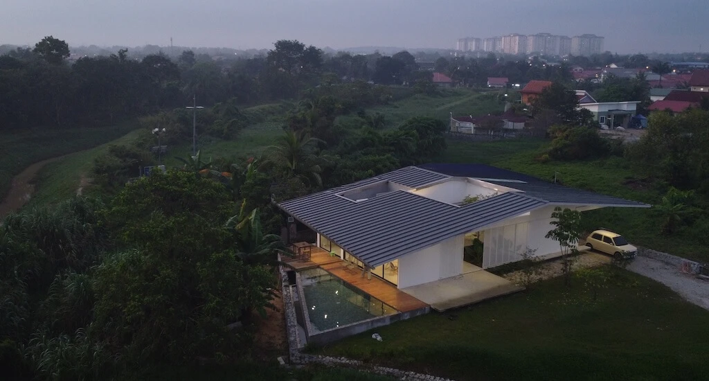 ▶ Stargazer House / Grey Dept