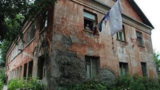Кассация: вынужденный переезд из аварийного дома не прекращает договор соцнайма