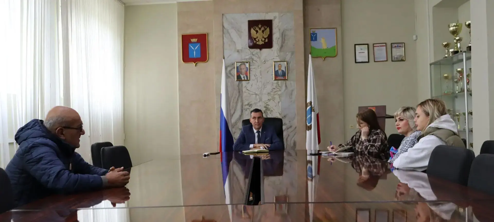 Как в городе помогают семьям участников СВО